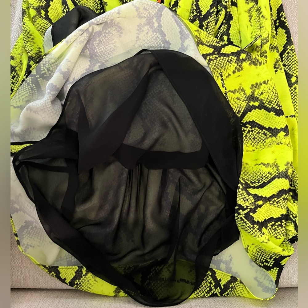 OFF/WHITE 80s Deep V Python-Print Mini Dress - Picture 13 of 14